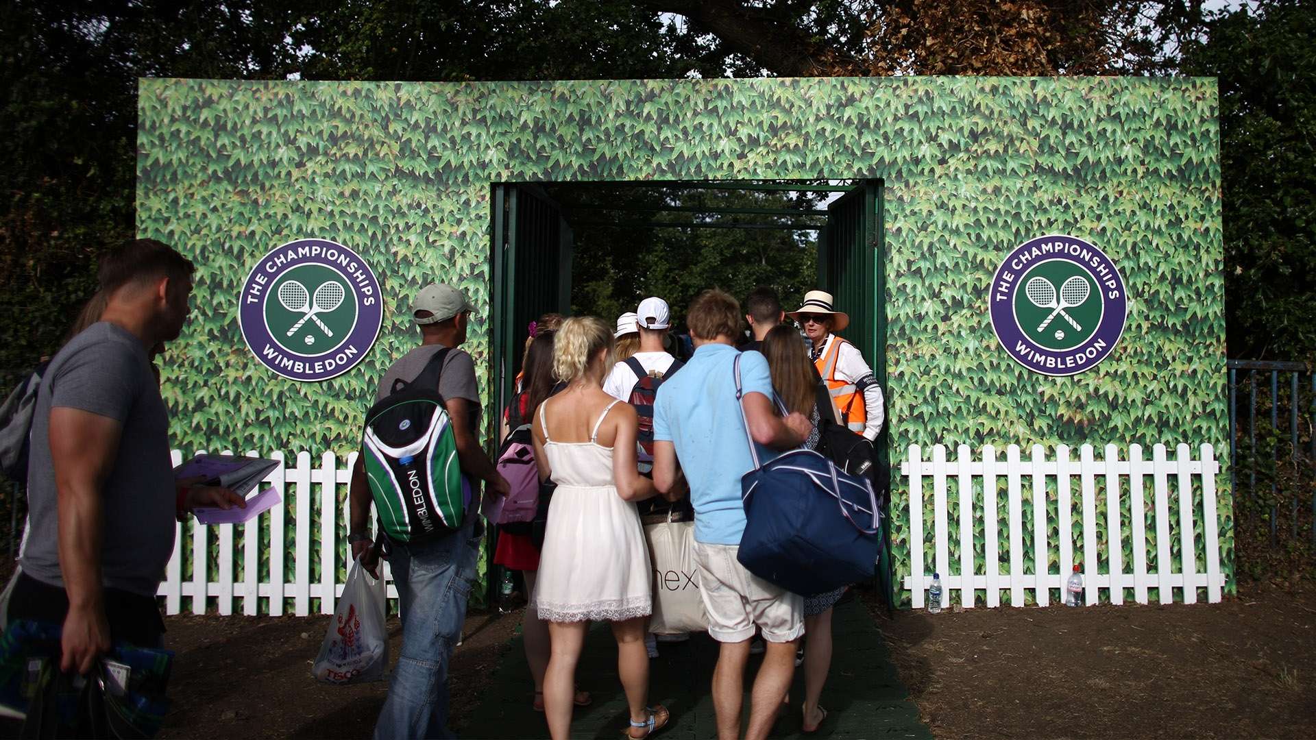 使得球队在 使得球队在